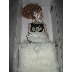 TONNER DOLL TWILIGHT VICTORIA COLLECTIBLE DOLL