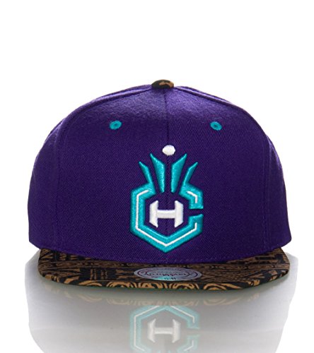 Classic Mitchell Ness Boston Celtics NBA Aztec Strapback Hat
