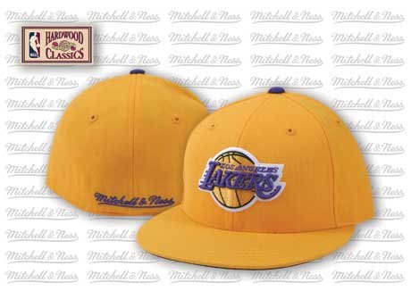 Los Angeles Lakers Mitchell & Ness Gold Throwback Fitted Cap / Hat