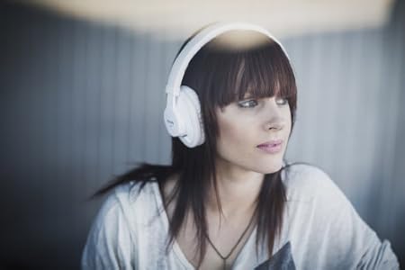 Lowest price for Philips SHB7000WT/10 tooth Stereo Headset /