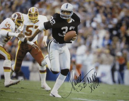 Marcus Allen Autographed Oakland Raiders 16x20 Photo w/