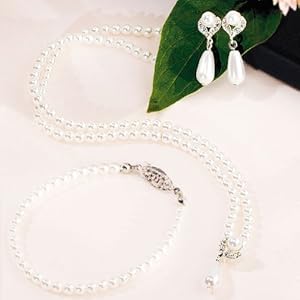 Weddingstar 8300 White Pearls with Pearl Drop