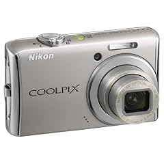 Nikon Coolpix S620 Digitalkamera (12 Megapixel, 4-fach optischer Zoom, 6,9 cm (2,7 Zoll) Display) silber