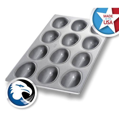 Chicago Metallic Glazed Aluminized Cake Pan
