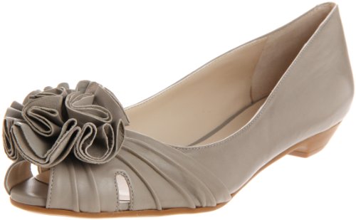 Nine West Women's Jewelnote Flat,Grey Leather,6 M US