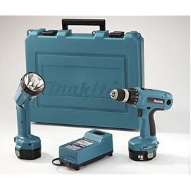Makita 6217DWDLE 12 Volt 3/8 Drive Cordless Driver-Drill and Flashlight Kit