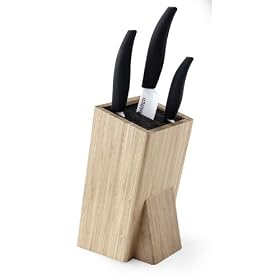 eKitch Universal Knife Block - great for steel and ceramic knives. Comes with free bamboo cutting board