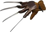 A Nightmare on Elm Street Deluxe Freddy Glove