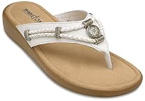 Minnetonka Moccasin Women's Silverthorne Thong Minnetonka Moccasin Women's Silverthorne Thong