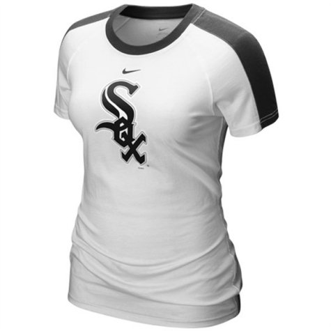 Nike Chicago White Sox Ladies White 2011 Centerfield T-shirt (Large)