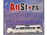 Review Maisto  / Ford Excursion Stretch Limo in White (1:64 scale) Diecast Model Car
