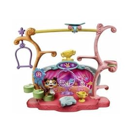 Hasbro Littlest Pet Shop Tricks and Talents Show by Hasbro