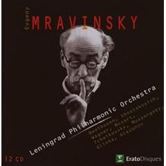 Mravinsky dirige l'orchestre philharmonique de Leningrad