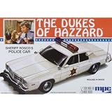 1 25 Roscoe's Dodge Monaco Police Car by ROUND 2 LLC MPC