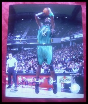 Kevin Garnett Autographed/Hand Signed Photo