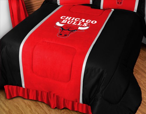 Sports Coverage Chicago Bulls Sidelines Comforter - Queen