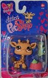 Littlest Pet Shop Exclusive Figure Giraffe [Geoffrey] Valentines Day Package