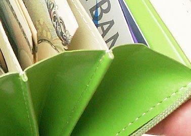 heessac.com イタリアレザー使用コンパクトラウンドファスナー小銭入れ・カード入れ・札入れ財布