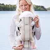 BABYBJเธถRN Baby Carrier Air, Sand/White