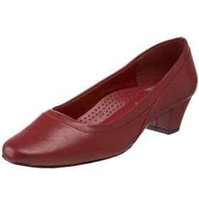 Easy Street Womens Justify Pump