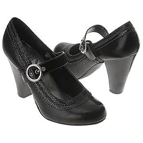 Mudd Sade Womens High Heel Dress Shoes