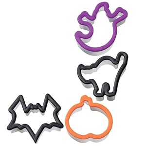Wilton 4-Piece Grippy Halloween Cookie Cutter Set