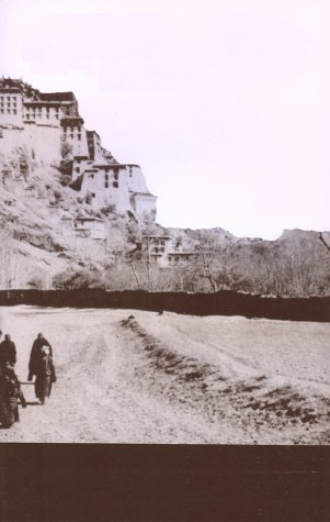 City Travel Guides Discounted  Books : In Secret Tibet