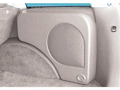 Cover image : Q-Logic Q-Customs QL-C1JGC110 - Subwoofer enclosure - MDF, carpet, ABS plastic - tan