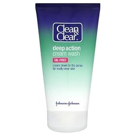 Clean and Clear Action Cream Wash - 150 ml