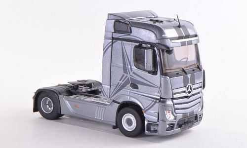 Mercedes Actros MP4 Bigspace,