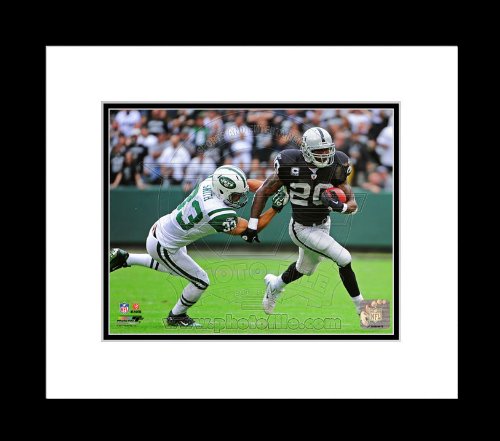 Oakland Raiders Darren McFadden 2011 Running Action Framed Picture 8x10