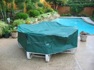 Oval Patio Table / Chair Covers : 110 x 84 x 25 Gr