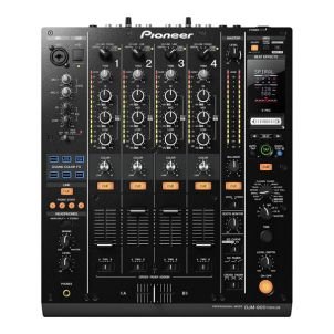 Skrillex(スクリレックス)のDJプレイ、ライブ時の使用機材や