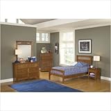 Taylor Falls Bedroom Set in Medium Pine Size: Full