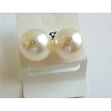 Uer018 Cream Pearls 10mm Stud Earrings w/ Cz in the Middle of Pearls Stud Earrings with Gift Box