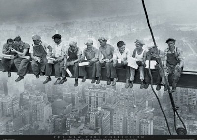 Old photos of construction workers on New York skyscrapers