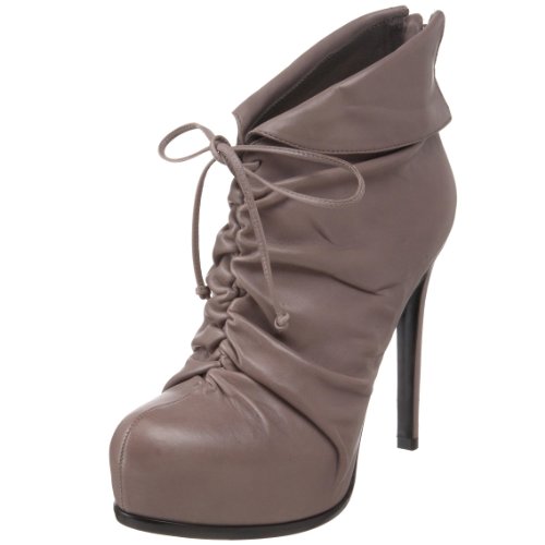 Pour La Victoire Women's Asas Ankle Boot
