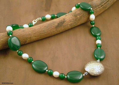 Pearl strand necklace Bliss