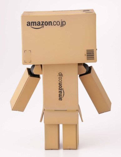 Cover image : リボルテック ダンボー アマゾンボックスバージョン