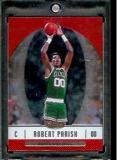2006/07 Topps Finest #45 Robert Parish Boston Celtics Basketball Card - Mint Condition - In Protective Display Case !
