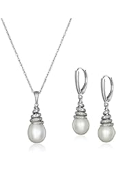 Sterling Silver Freshwater Cultured Pearl and Diamond Accent Jewelry Set