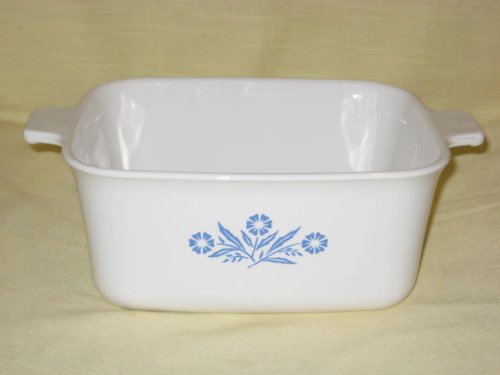 Vintage Corning Ware 1 1/2 Quart Cornflower Pattern White Baking Dish Casserole USA P-4-B
