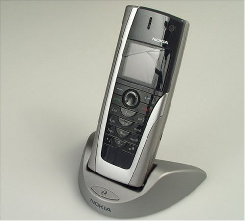 Nokia 9500 - 128MB Memory Card - VGA Camera - Bluetooth - USB - Symbian S80 - SIM Free