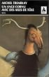 Un ange cornu avec des ailes de t�le