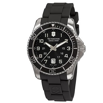 Victorinox Swiss Army Men's 241435 Maverick Rubber Black Dial Watch