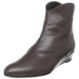 Stuart Weitzman Womens Modest Ankle Bootie