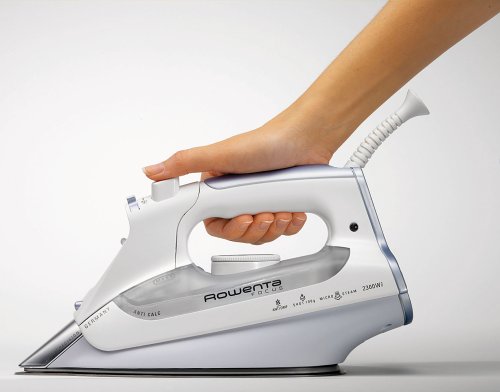 ROWENTA  DZ 5020 Dampfbügeleisen  Focus Stiftung Warentest Testsieger 01/2009