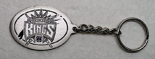 SACRAMENTO KINGS NBA BASKETBALL KEYCHAIN