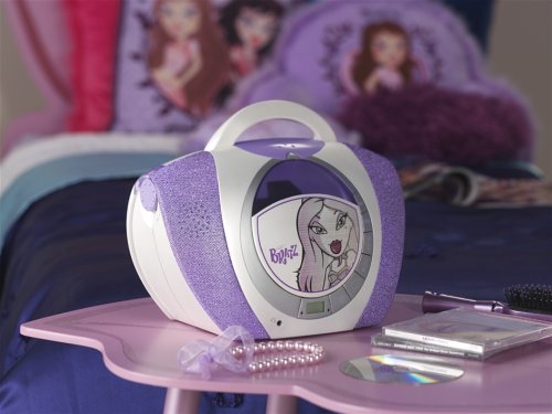 MGA Entertainment Bratz Plugged In - AM/FM CD Handbag Boombox