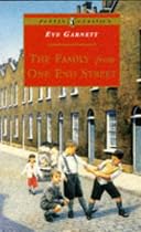The Family from One End Street (Puffin Classics)